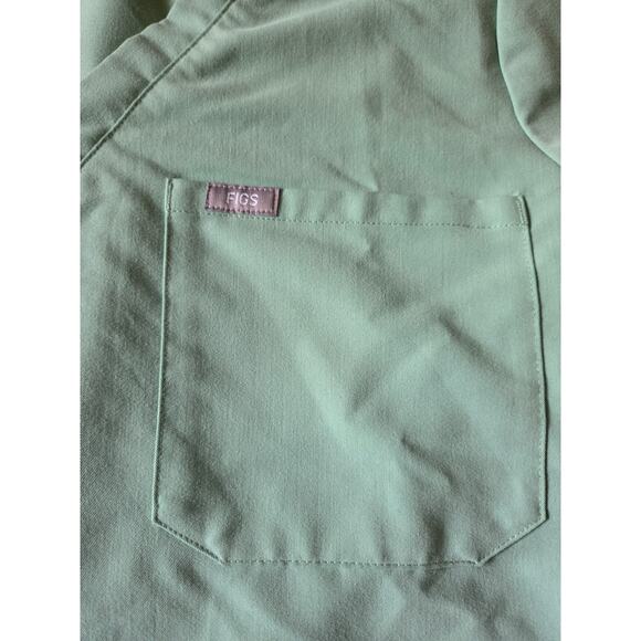 FIGS Technical Collection Pastel Green Womens M Single Scrub Top Only V Neck - Picture 3 of 6